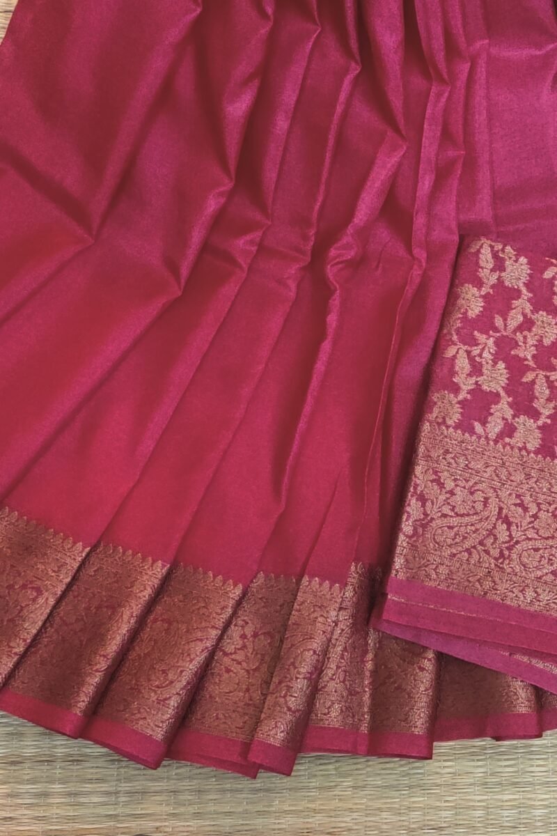 Banarasi Bloom: Pink Khadi Silk Saree with Muted Gold Karwa Banarasi Border - Image 3