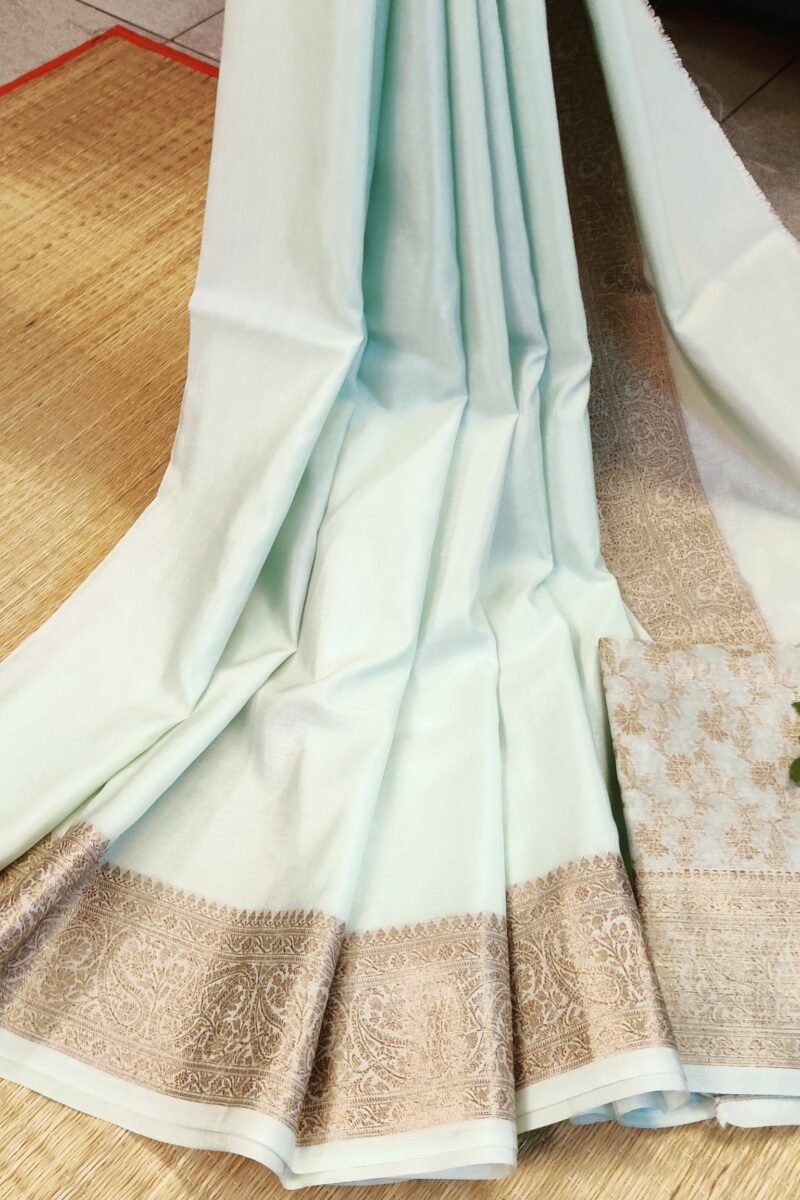 Banarasi Bloom: Pastel Mint Green Khadi Silk Saree with Muted Gold Karwa Banarasi Border - Image 2