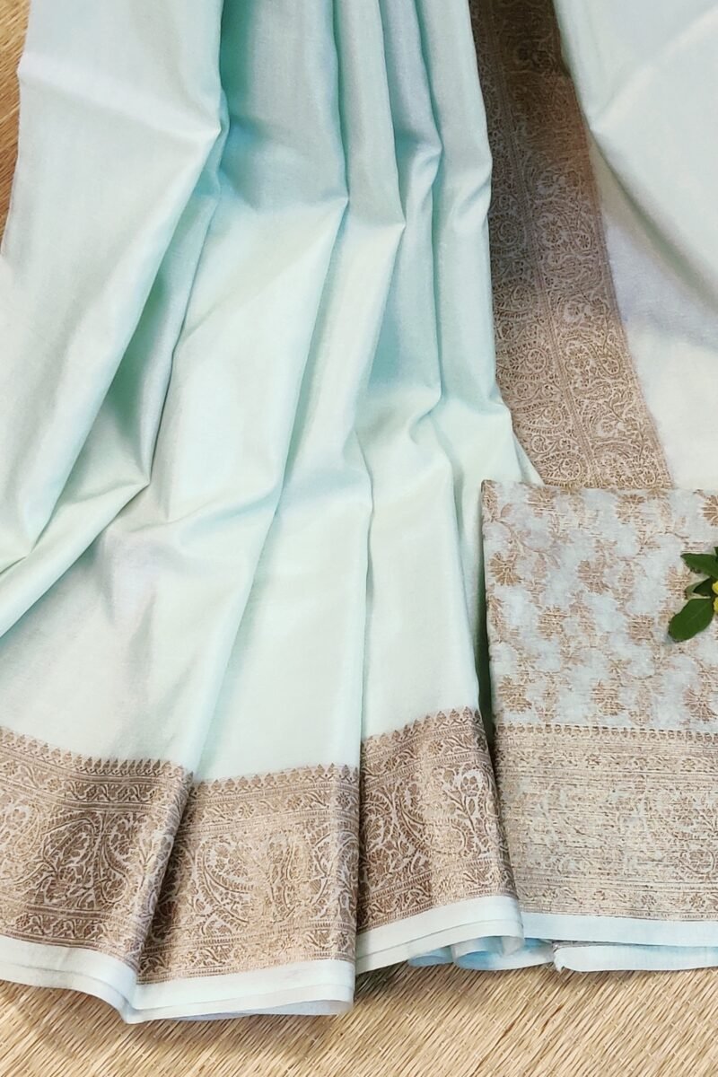 Banarasi Bloom: Pastel Mint Green Khadi Silk Saree with Muted Gold Karwa Banarasi Border - Image 4