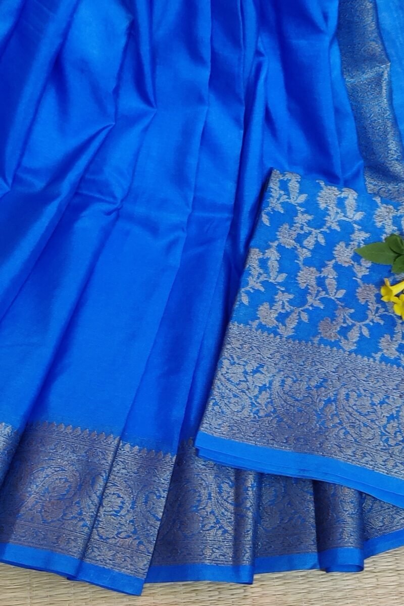 Banarasi Bloom: Ananda Blue Khadi Silk Saree with Muted Gold Karwa Banarasi Weave Border - Image 4