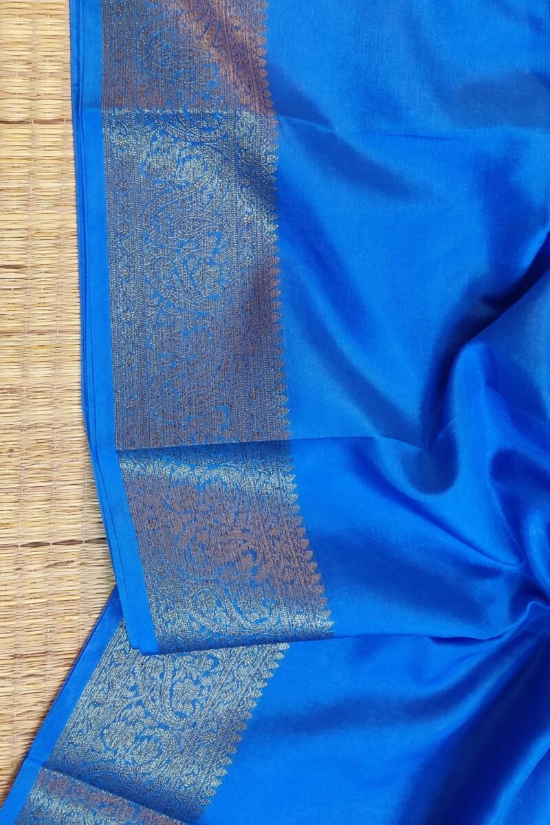 Banarasi Bloom: Ananda Blue Khadi Silk Saree with Muted Gold Karwa Banarasi Weave Border - Image 7