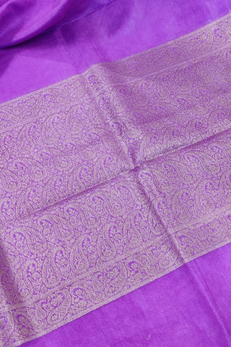 Banarasi Bloom: Violet Khadi Silk Saree with Muted Gold Karwa Banarasi Woven Border - Image 4