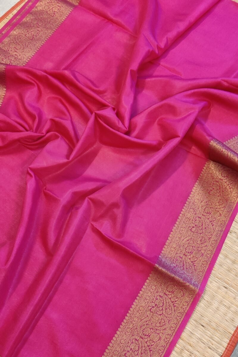 Banarasi Bloom: Pink Khadi Silk Saree with Muted Gold Karwa Banarasi Woven Border - Image 3