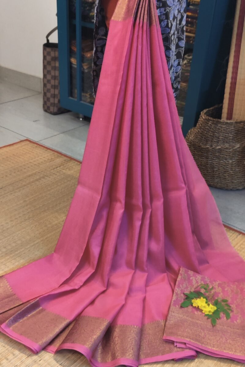 Banarasi Bloom: Light Pink Khadi Silk Saree with Muted Gold Karwa Banarasi Border - Image 2