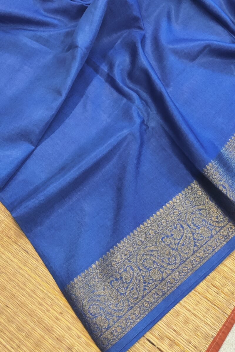 Banarasi Bloom: Greyish Blue Khadi Silk Saree with 4" Karwa Benarsi Weave Border and Muted Gold Pallu - Image 3
