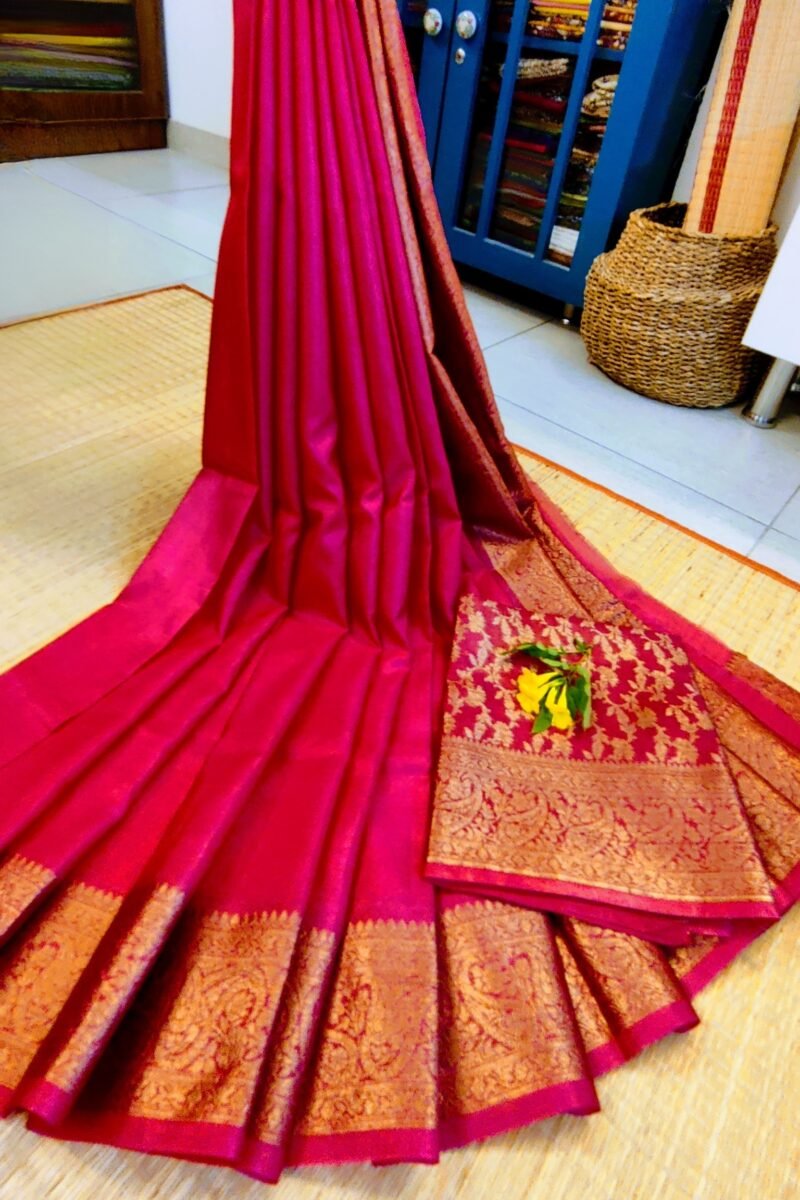 Banarasi Bloom: Tomato Pink Khadi Silk Saree with 4" Karwa Benarsi Weave Border and Muted Gold Pallu - Image 2