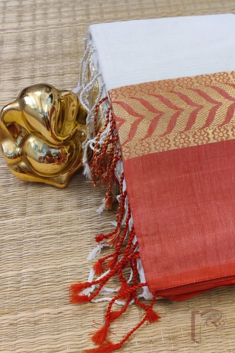 Cotton Chronicles: Off-White with Red-Gold Broad Border Mercerized Cotton Saree - Image 5