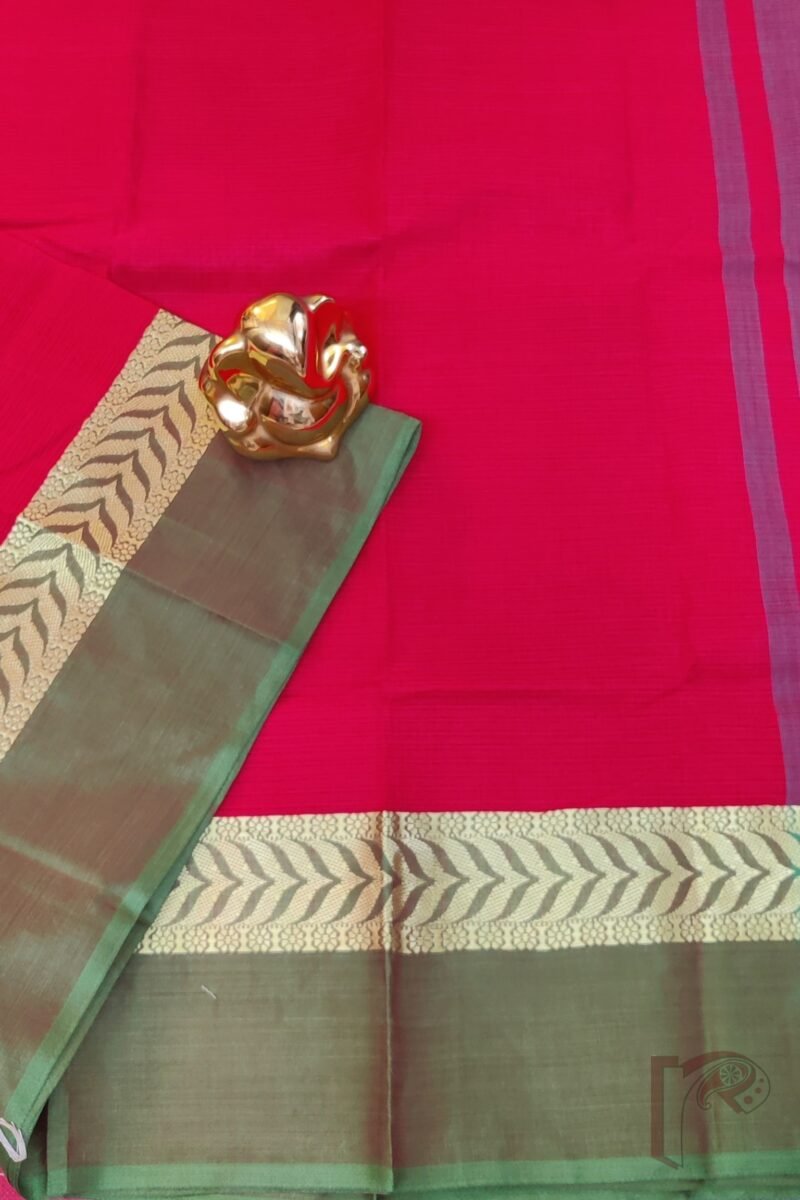 Cotton Chronicles: Tomato Red with Dull Green and Gold Broad Border and Shaded Green-Red Pallu Mercerized Cotton Saree - Image 4