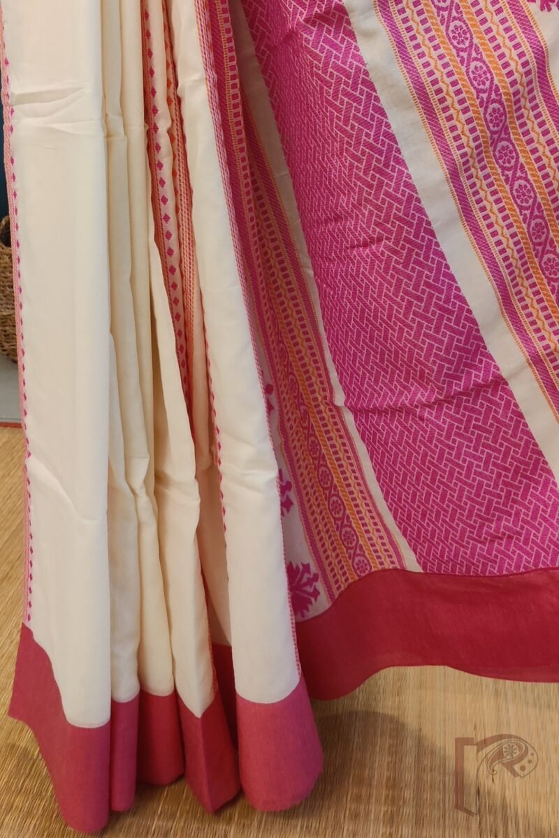 Cotton Chronicles: White Chiffon‑Weave Geometric Mercerized Cotton Saree - Image 9
