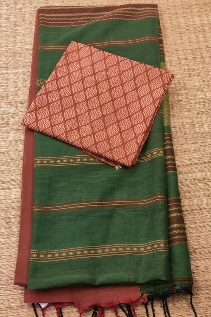 Cotton Chronicles: Bottle‑Green Vertical Chiffon Geometric Mercerized Saree - Image 2
