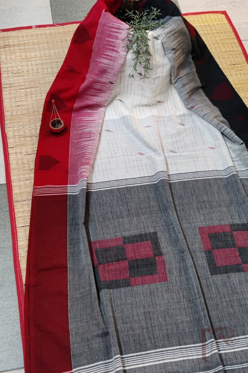 Cotton Chronicles: Off‑White Double‑Border Mercerized Cotton Saree - Image 9