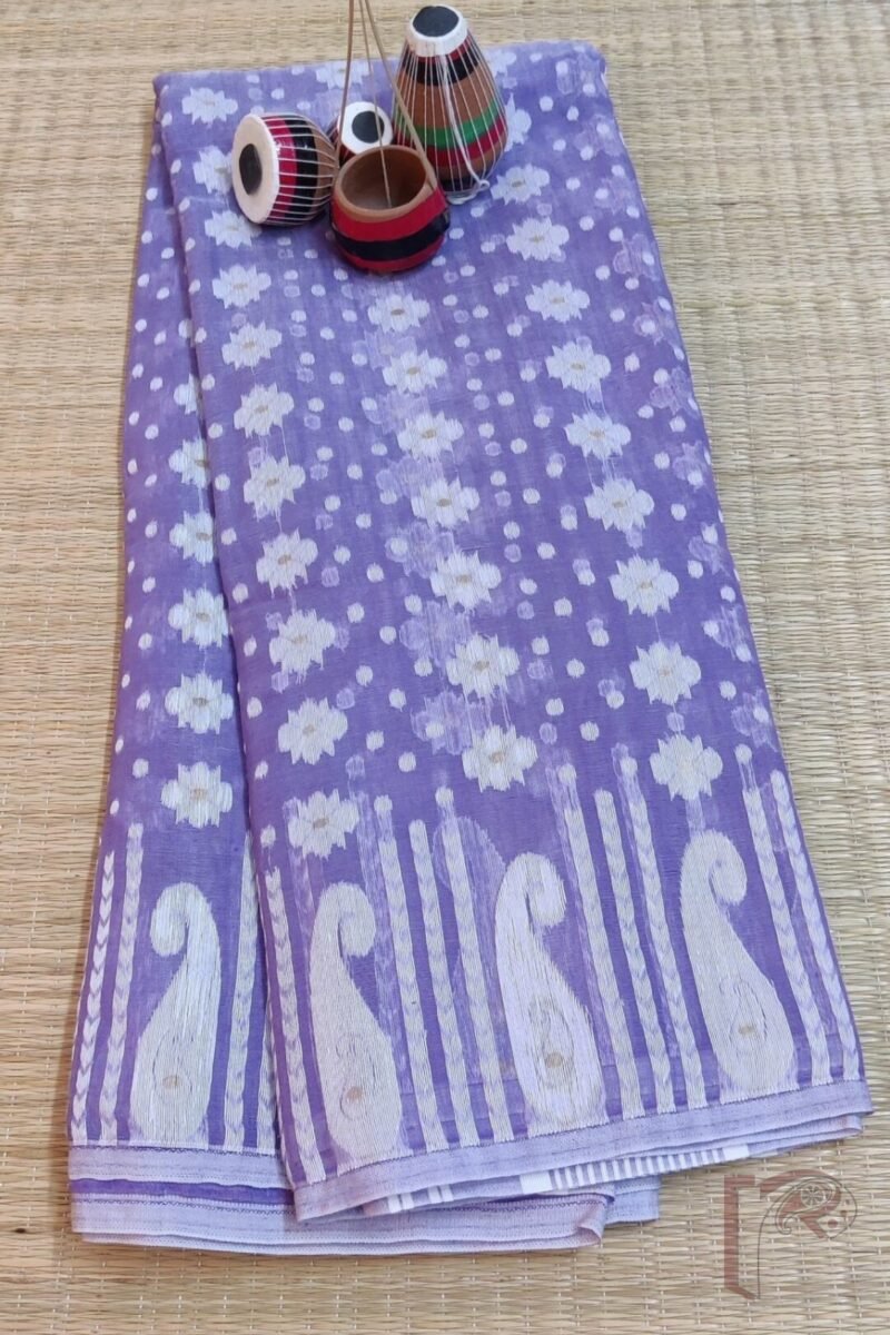 Jamdani Joy – Light Purple Lightweight Jamdani Saree with White Polki Dots, Floral Body, and Gold Leaf Pallu