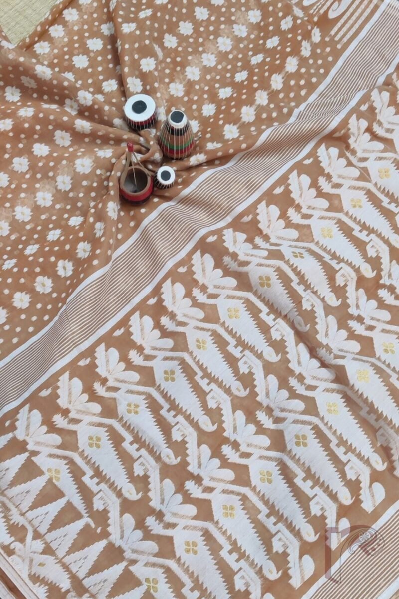 Jamdani Joy – Light Brown Lightweight Jamdani Saree with Off-White Polki Dots and Gold Leaf Pallu - Image 5