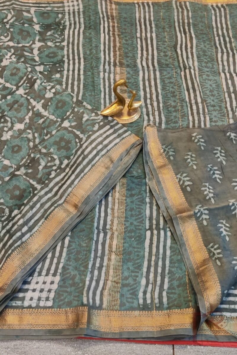 Chanderi Charisma – Sage Green and Dark Green Chanderi Silk Saree with Bold Floral Motifs and Gold-Striped Pallu - Image 6