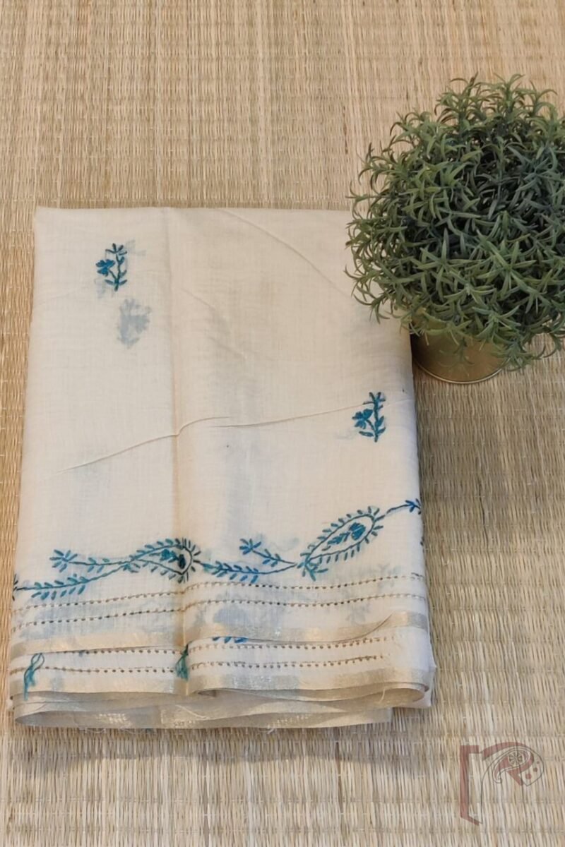 Chanderi Charisma – Cream Chanderi Silk Saree with Sea Green and Cream Kantha Embroidered Mango and Floral Motifs - Image 2
