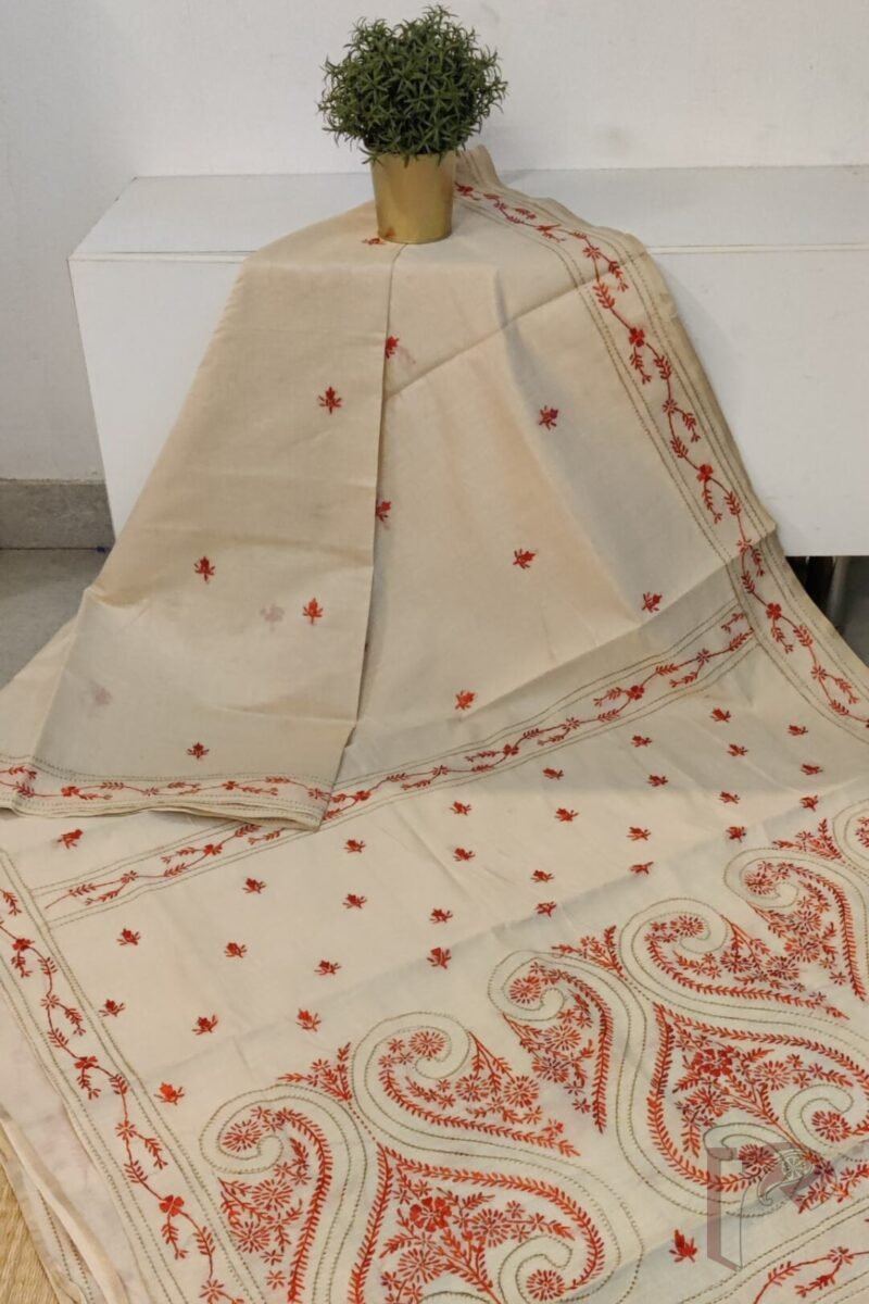 Chanderi Charisma – Cream Chanderi Silk Saree with Red Kantha Embroidery and Perforated Floral Mango Motifs