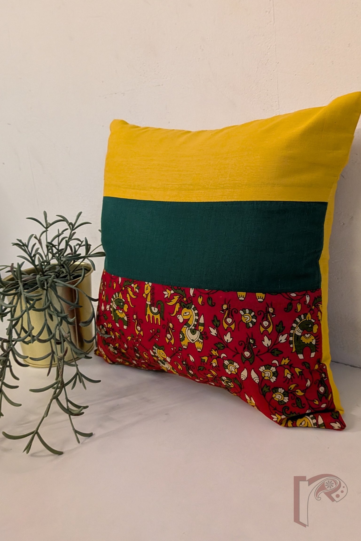 Cozy Cushion: Red Printed Horse and Leaf Vine Cotton Cushion Cover 12" x 12" - Image 4