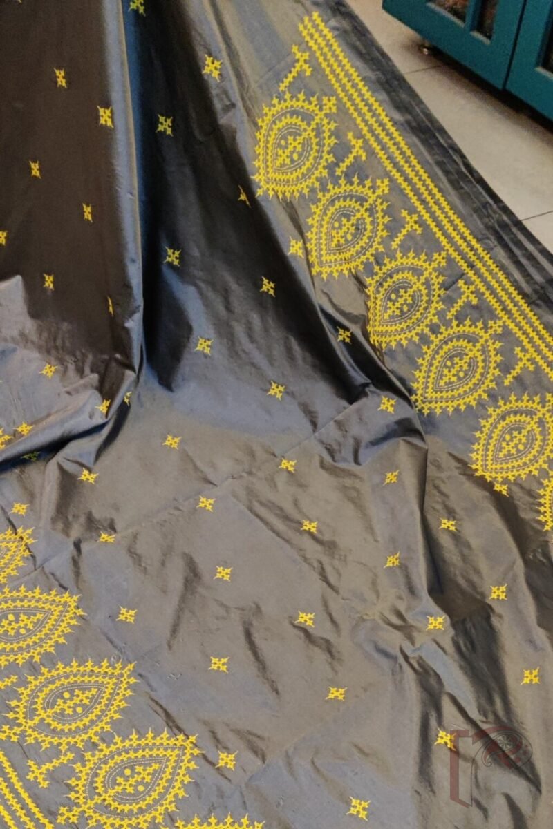Kantha Keepsakes - Grey Blended Silk Saree with Lemon Yellow Gujarati Kutch Embroidery - Image 3