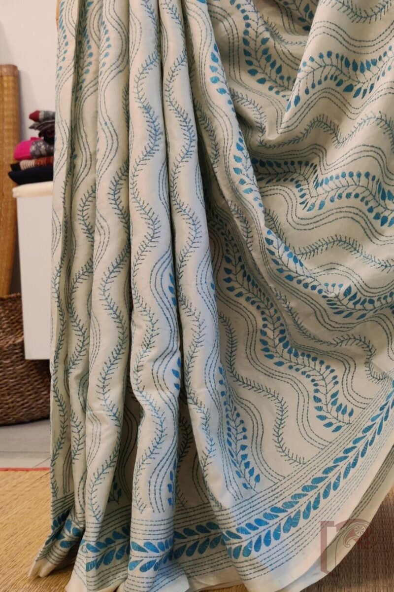 Kantha Keepsakes - Cream Blended Silk Saree with Blue Leaf and Vine Kantha Embroidery - Image 5