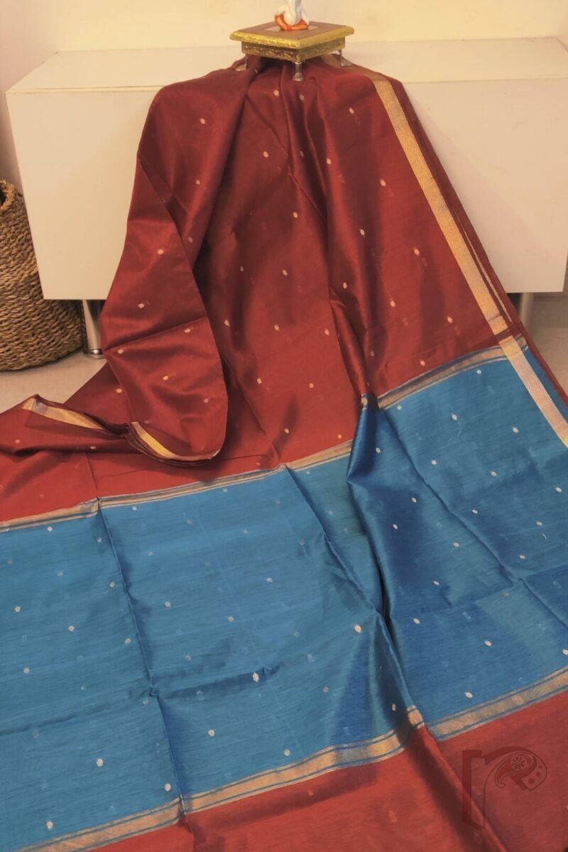 Woven Whispers – Brick Red and Blue Cotton Silk Saree with Zari Buttis and Blue Pallu - Image 2