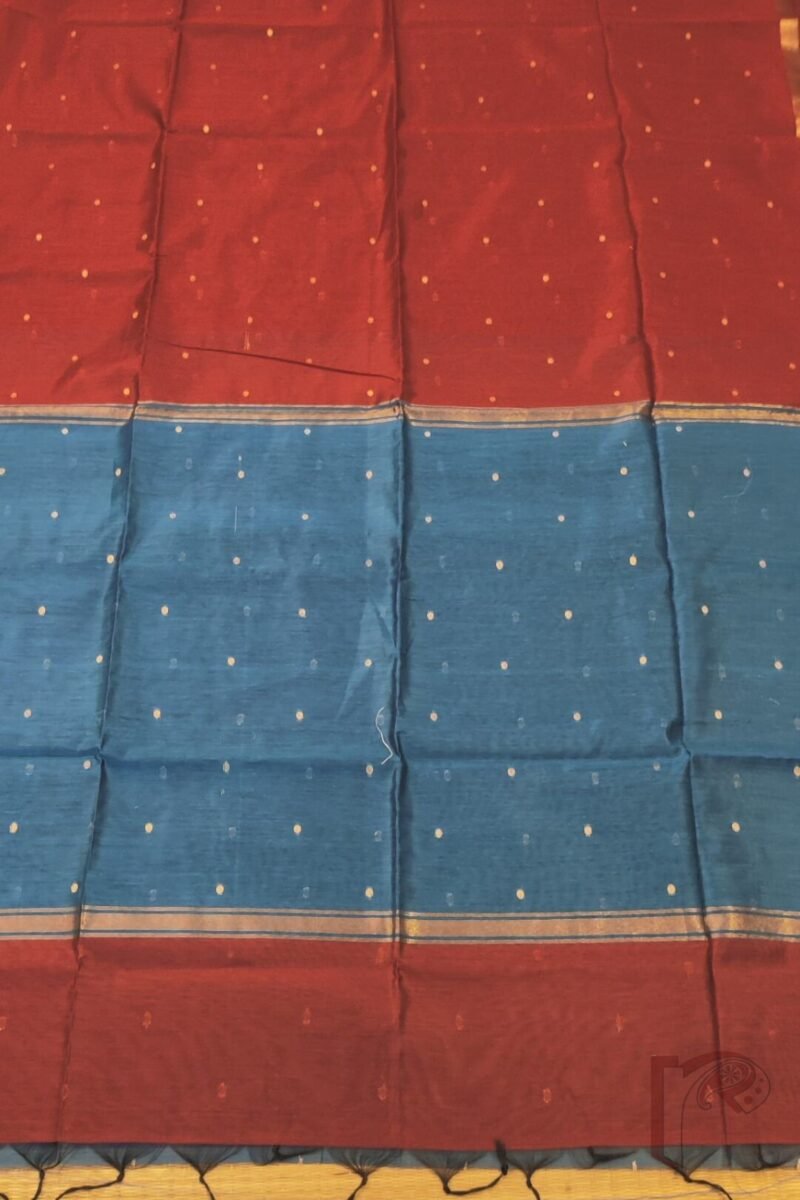 Woven Whispers – Brick Red and Blue Cotton Silk Saree with Zari Buttis and Blue Pallu - Image 4