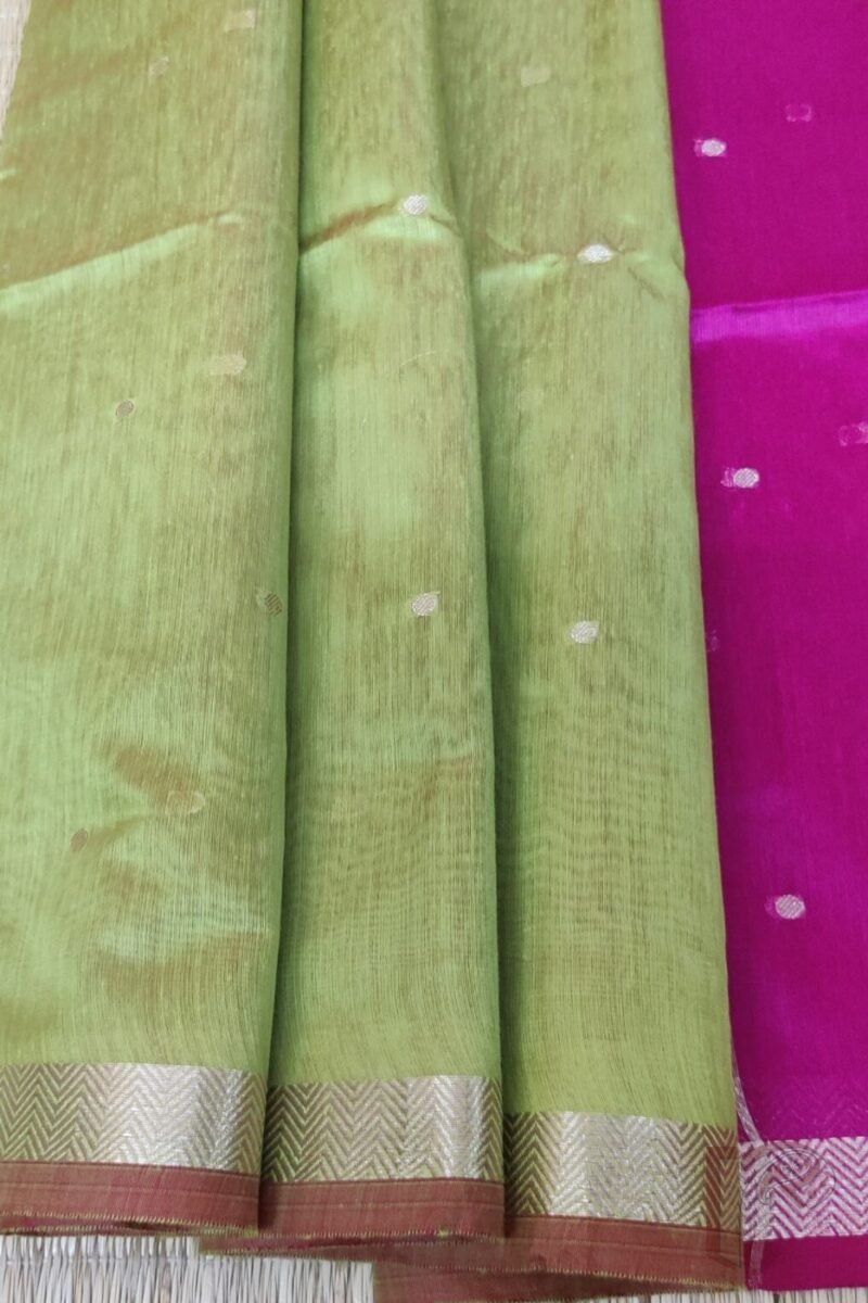Woven Whispers – Green and Pink Cotton Silk Saree with Zari Buttis and Contrast Pink Pallu - Image 7
