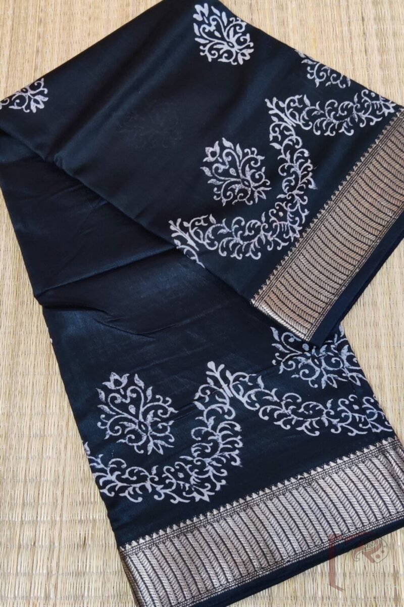 Ketia Kriti – Black Ketia Silk Saree with U-Shaped Floral Border and Big Motifs - Image 2