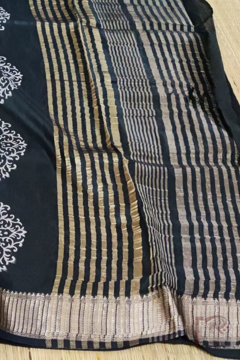 Ketia Kriti – Black Ketia Silk Saree with U-Shaped Floral Border and Big Motifs - Image 7