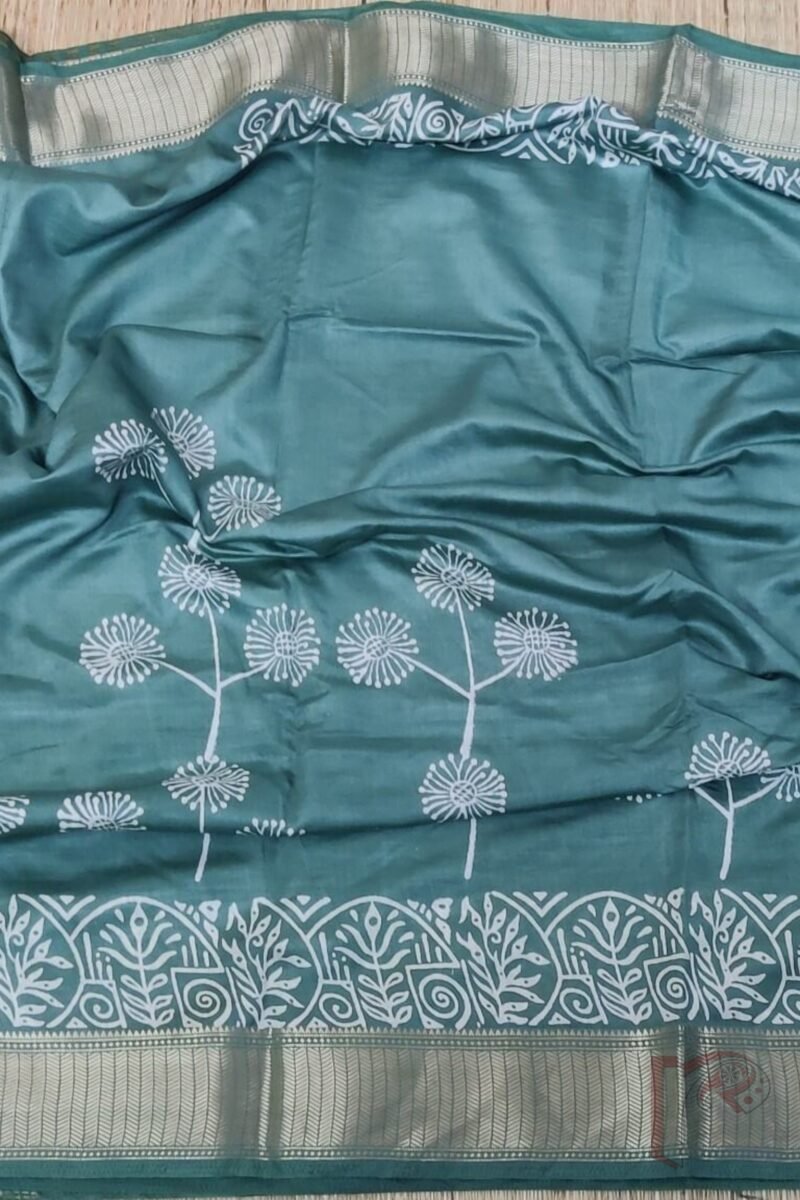 Ketia Kriti – Pastel Pista Green Ketia Silk Saree with Petal and Leaf Pattern - Image 5