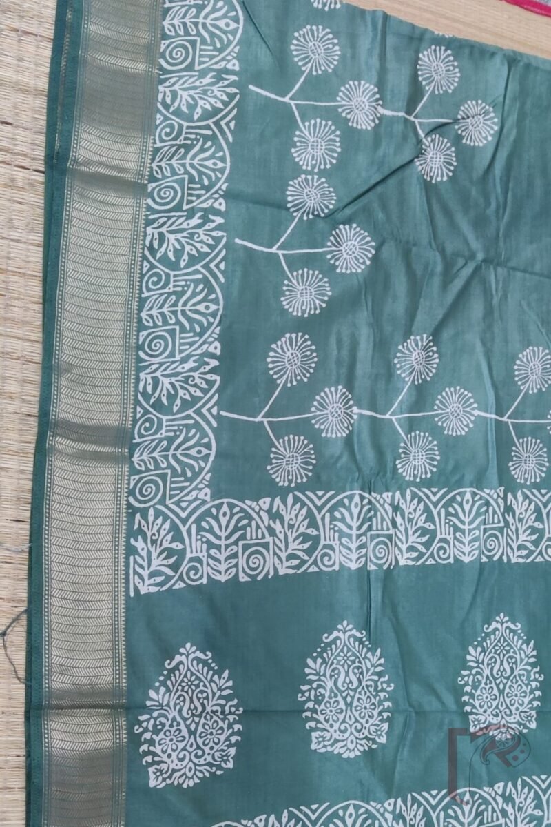 Ketia Kriti – Pastel Pista Green Ketia Silk Saree with Petal and Leaf Pattern - Image 6