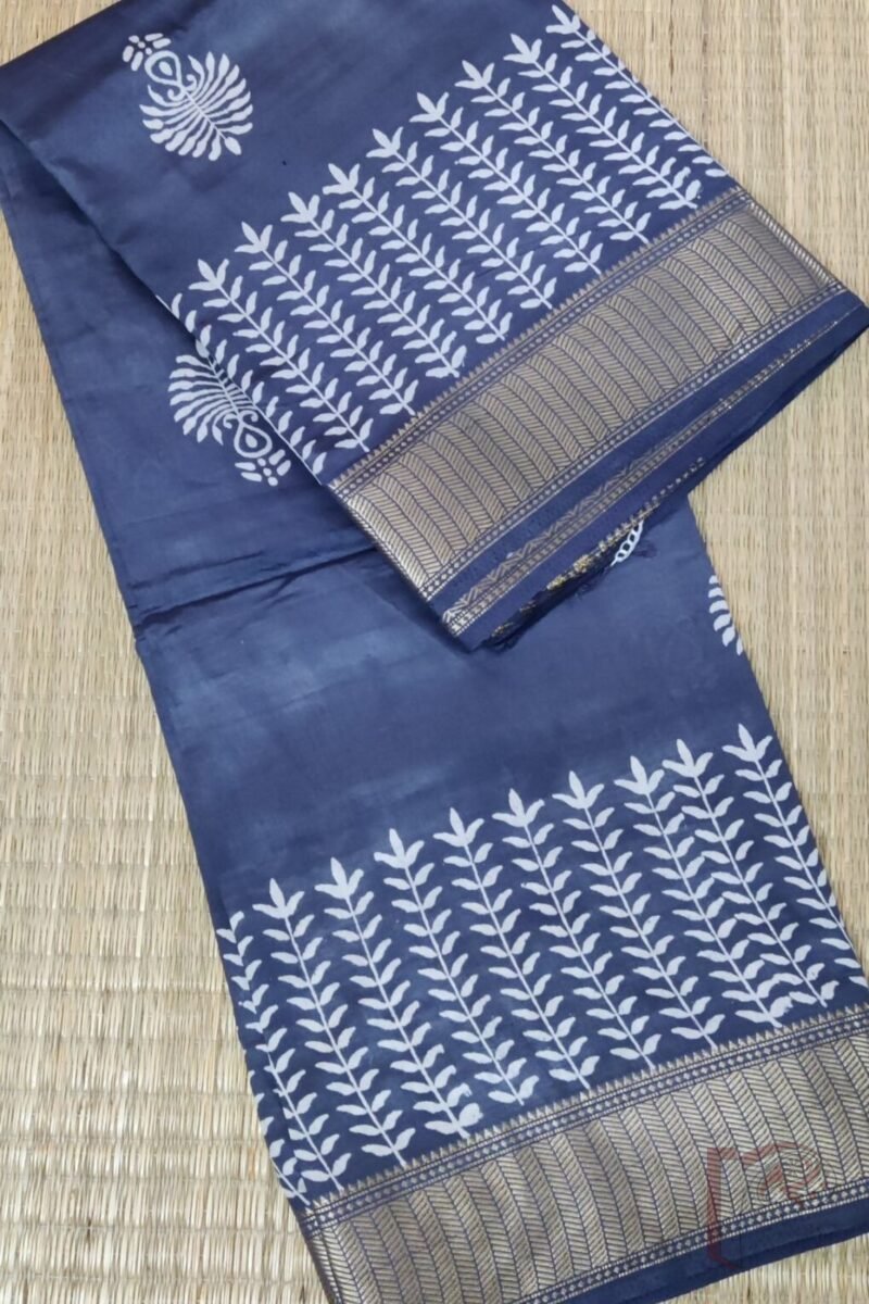 Ketia Kriti – Greyish Blue Ketia Silk Saree with Flower Pot and Leaf Creeper Prints - Image 2