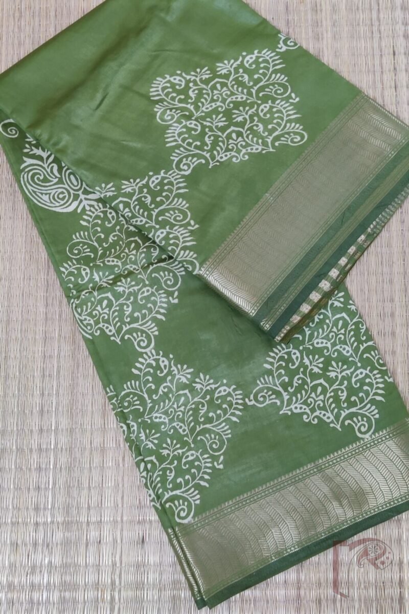 Ketia Kriti – Leaf Green Ketia Silk Saree with Mango and Leaf Motifs - Image 2