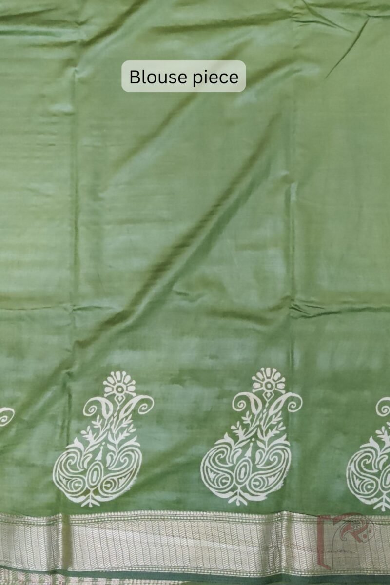 Ketia Kriti – Leaf Green Ketia Silk Saree with Mango and Leaf Motifs - Image 8