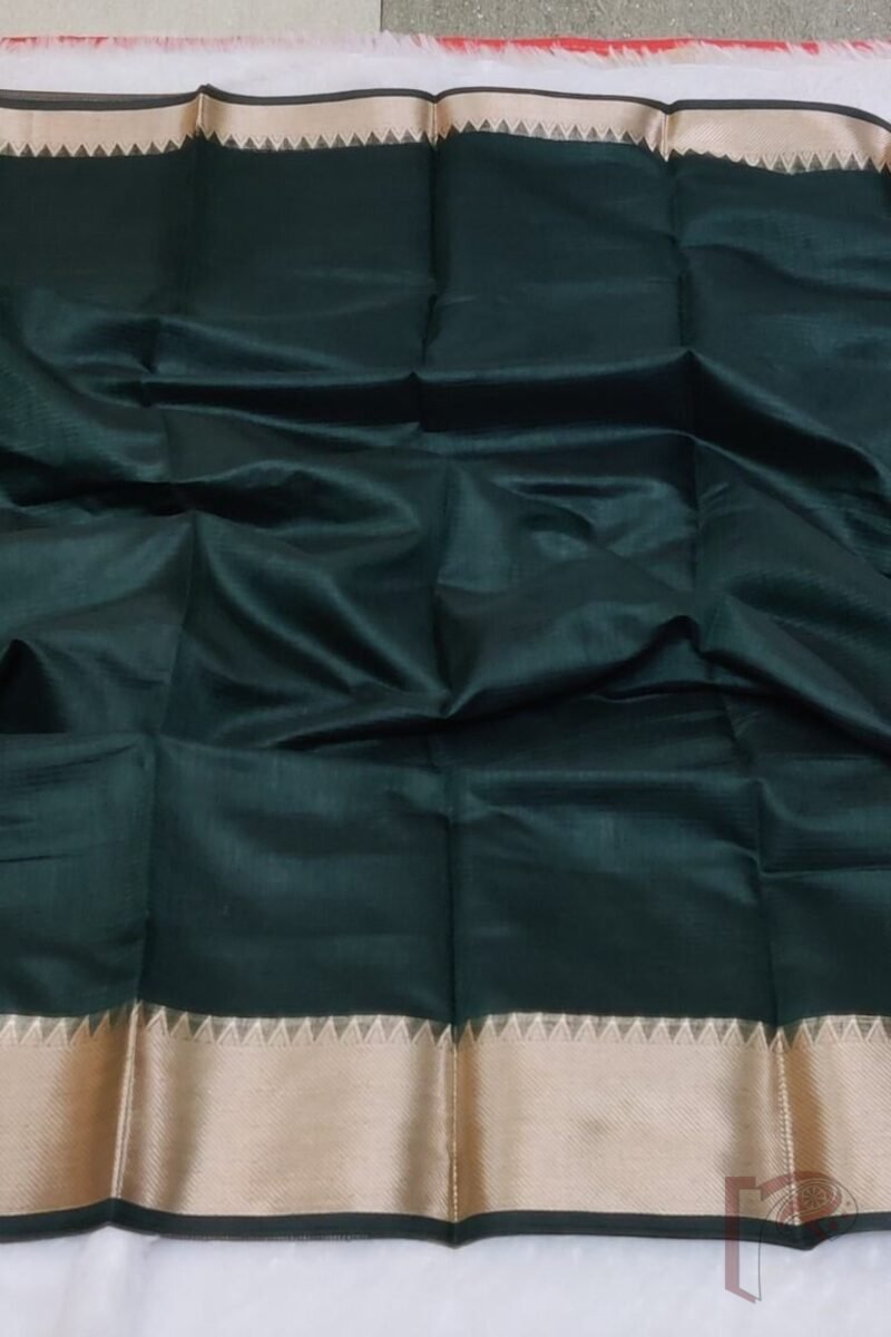 Mangalgiri Moods – Plain Dark Bottle Green Cotton Silk Mangalgiri Saree with Temple Border and Gold Pallu - Image 6