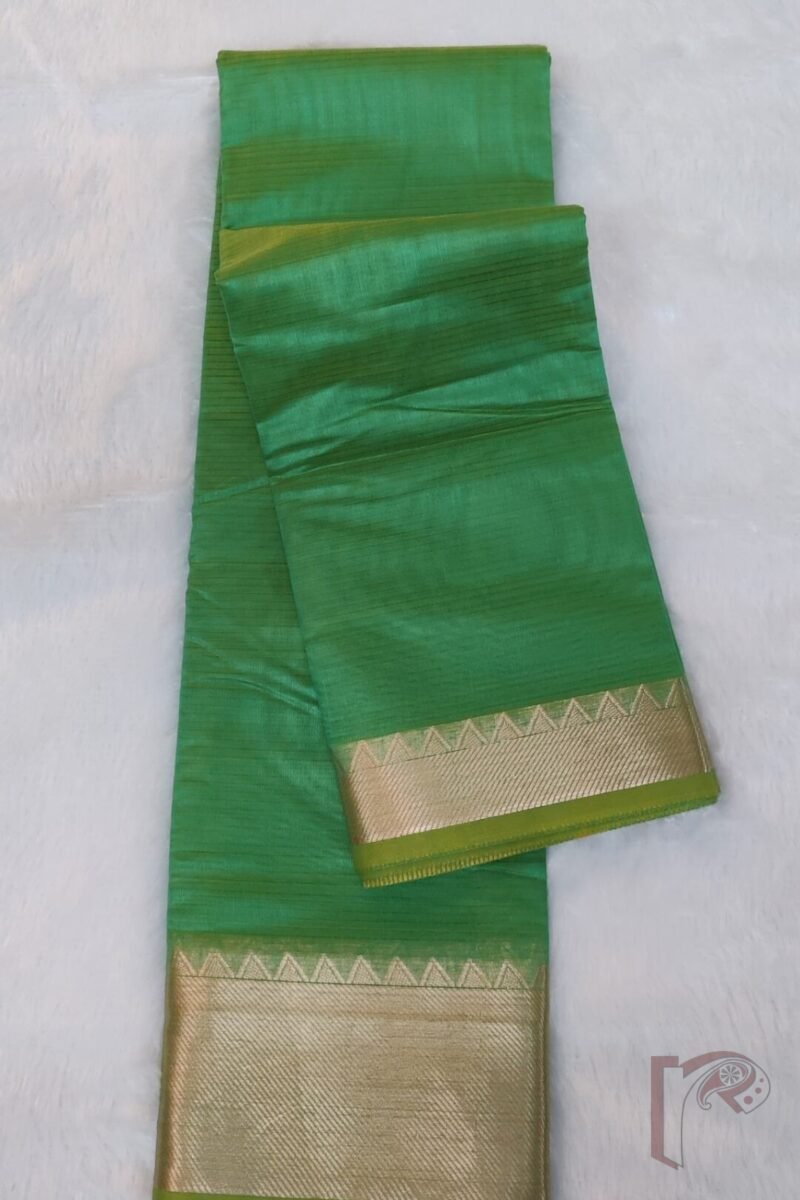 Mangalgiri Moods – Plain Green Cotton Silk Mangalgiri Saree with Golden Temple Border and Subtle Pallu - Image 3