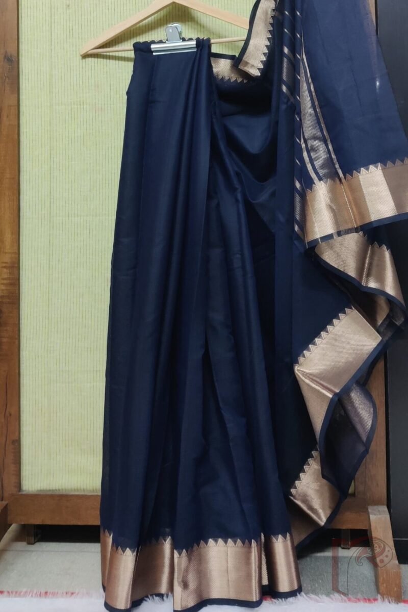 Mangalgiri Moods – Plain Dark Navy Blue Cotton Silk Mangalgiri Saree with Temple Border and Gold Pallu Stripes - Image 2