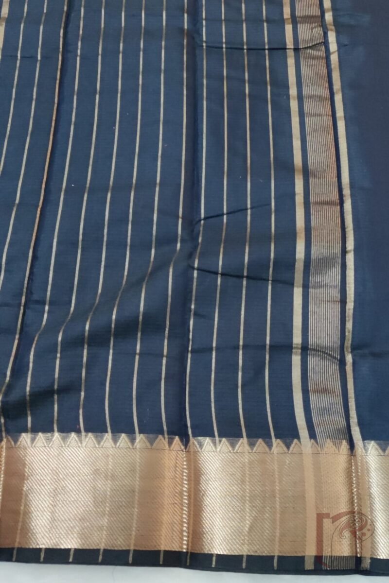 Mangalgiri Moods – Plain Dark Navy Blue Cotton Silk Mangalgiri Saree with Temple Border and Gold Pallu Stripes - Image 8