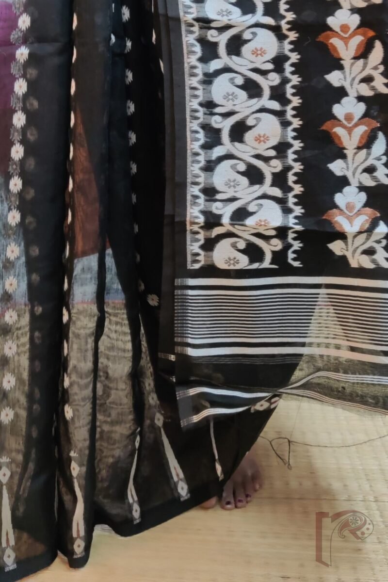 Jamdani Joy – Black Mercerized Cotton Jamdani Saree with White Motifs and Bronze Accents - Image 4