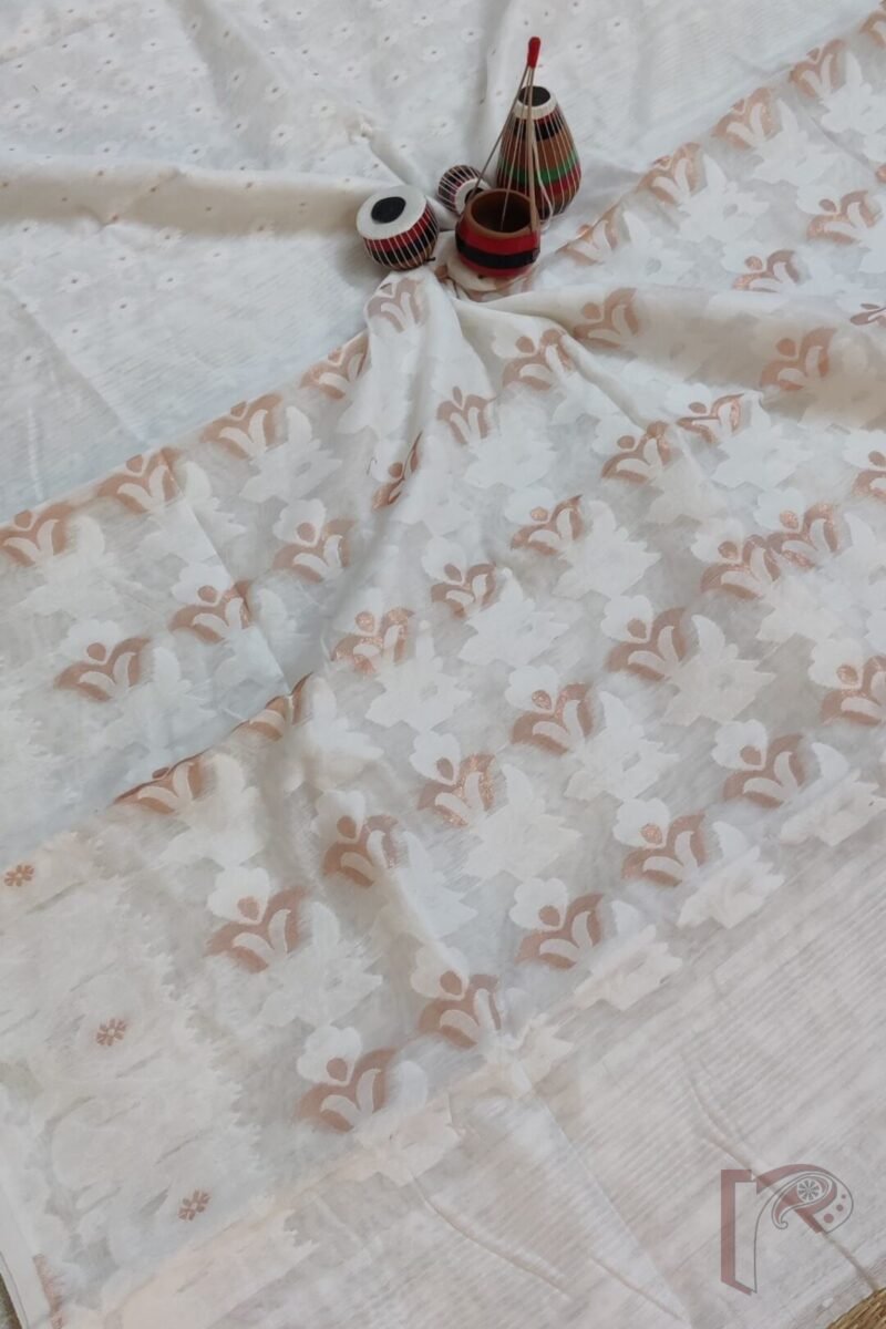 Jamdani Joy – Pure White Mercerized Cotton Jamdani Saree with Copper Dot Motifs and Heavy Pallu - Image 5