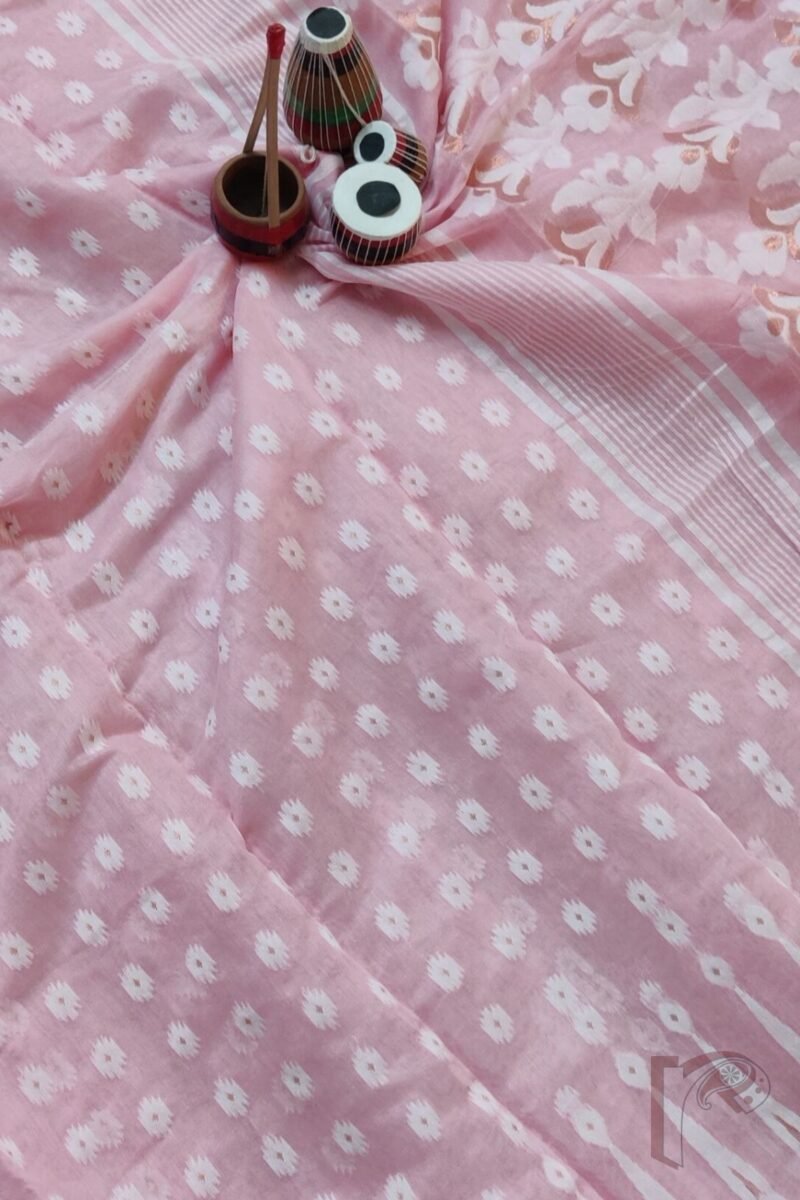 Jamdani Joy – Baby Pink Mercerized Cotton Jamdani Saree with White and Bronze Details - Image 6