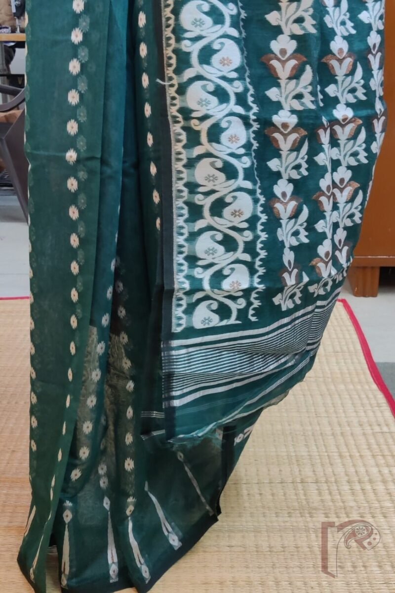 Jamdani Joy – Bottle Green Mercerized Cotton Jamdani Saree with Bronze and White Thread Motifs - Image 4