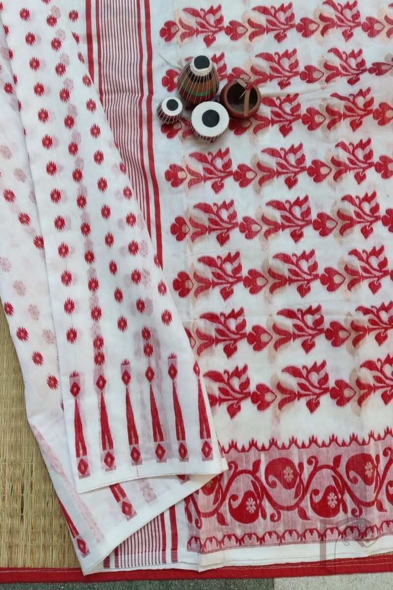 Jamdani Joy – Pure White Mercerized Cotton Jamdani Saree with Red and Gold Motifs - Image 7