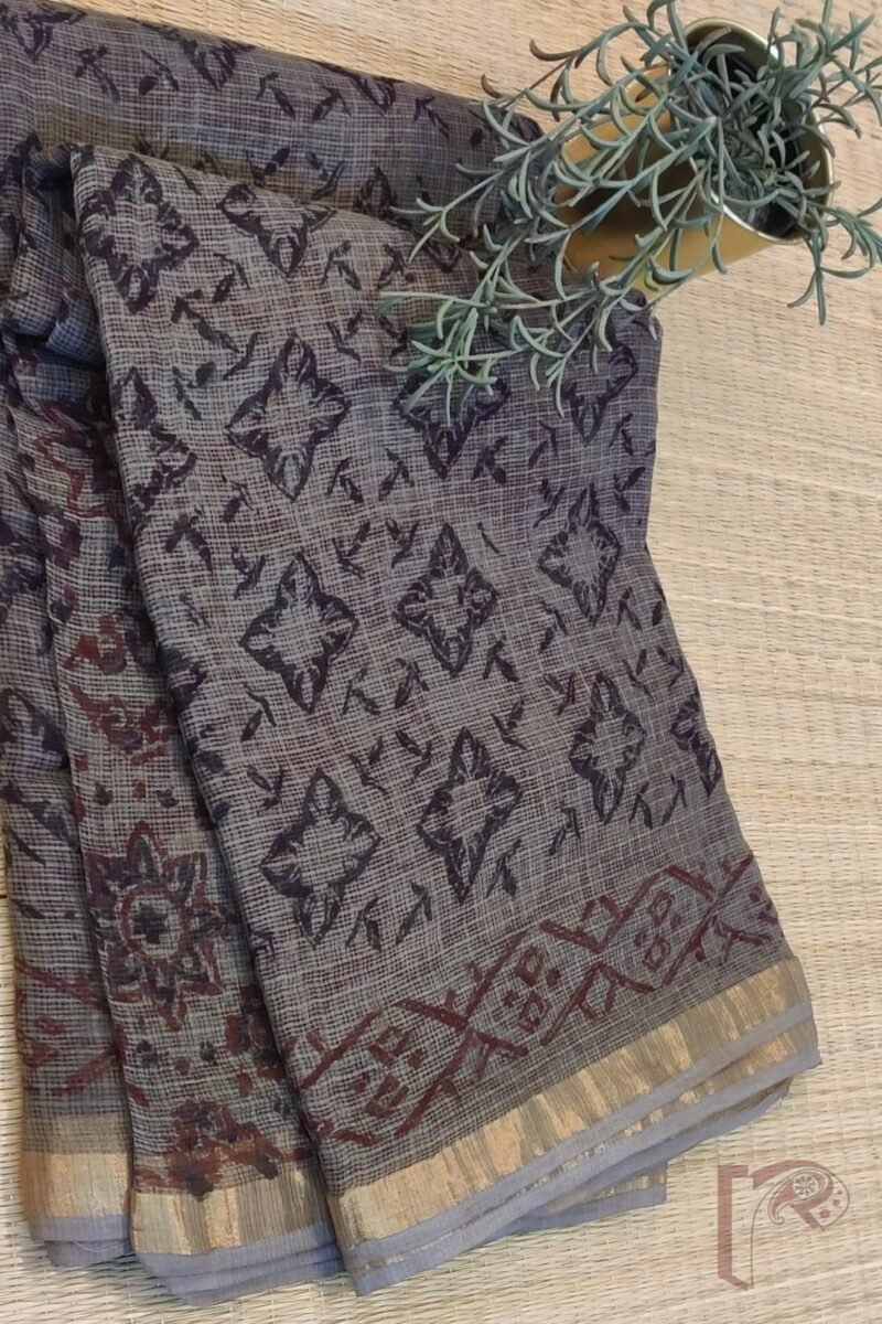 Kota Katha – Grey Kota Cotton Saree with Black and Maroon Starflower Motifs and Maroon Floral Print Kota Blouse