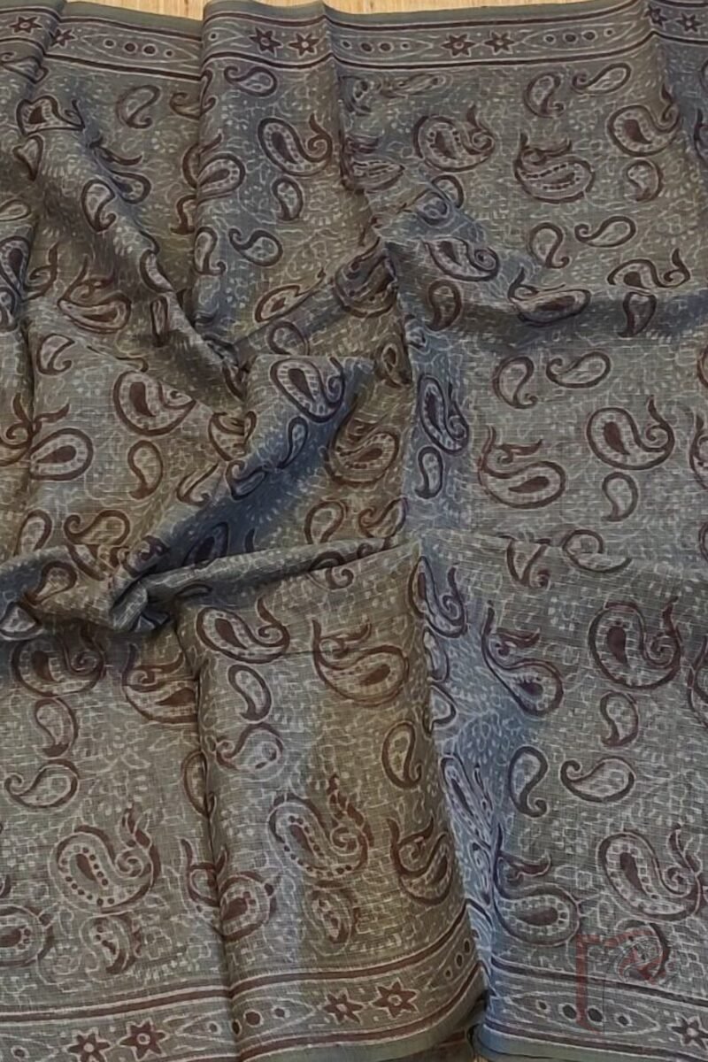 Kota Katha – Grey Kota Cotton Saree with Maroon Kairi Motifs and Offwhite Stem Print and Grey Blouse - Image 5