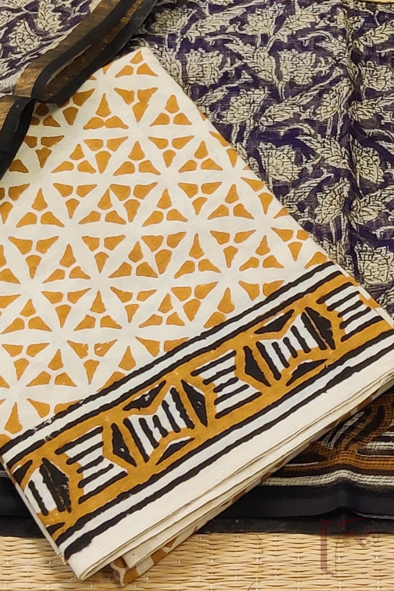 Suit stories – Ink Blue & Fawn Floral Leaf Kota Suit Set - Image 3