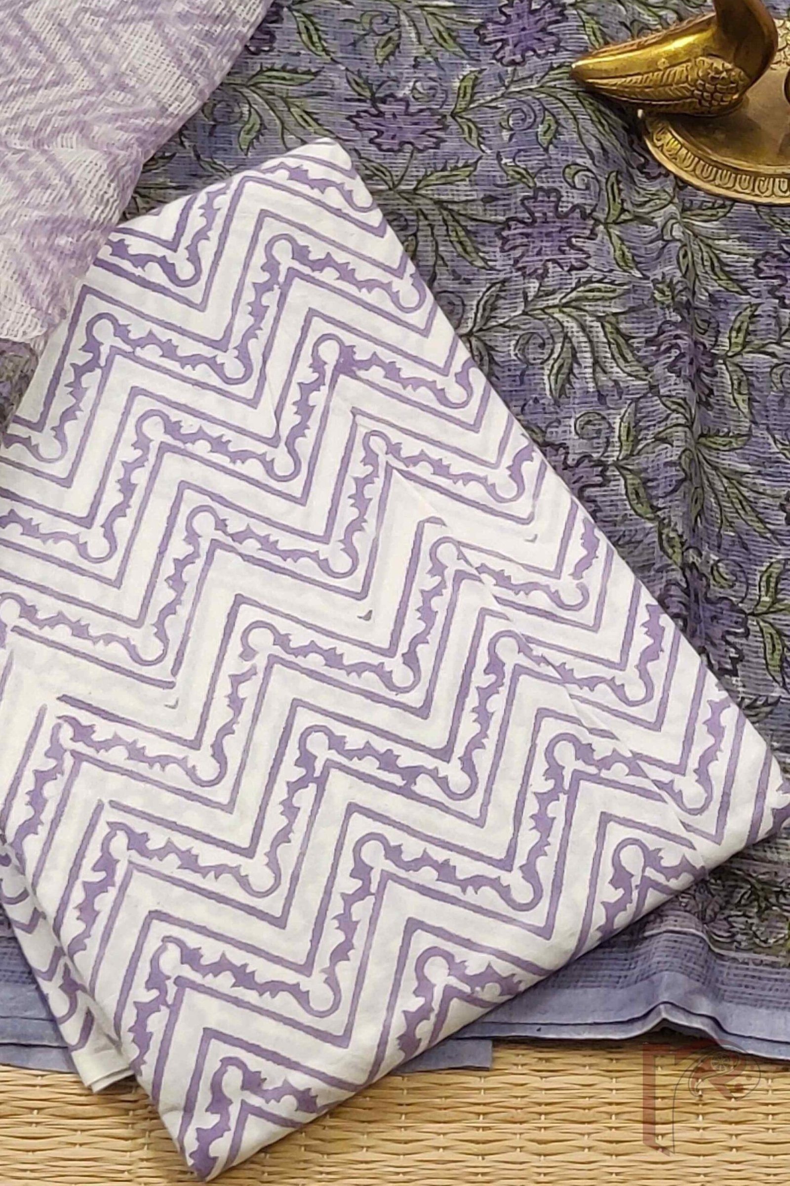 Suit stories – Purple & White Flower-Stalk Kota Suit Set - Image 3