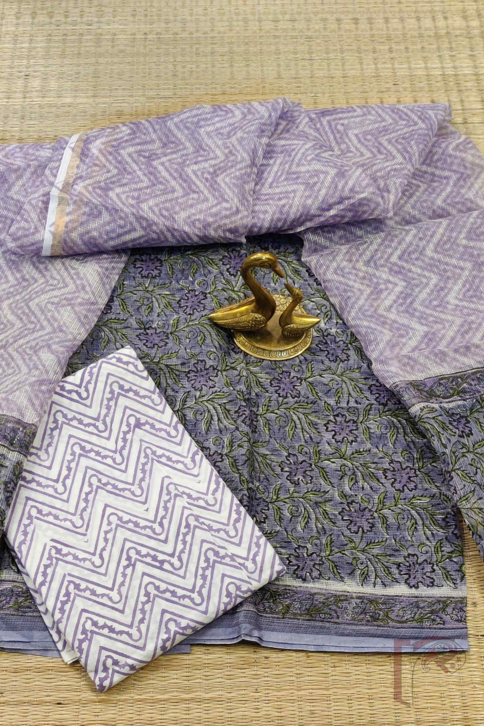 Suit stories – Purple & White Flower-Stalk Kota Suit Set