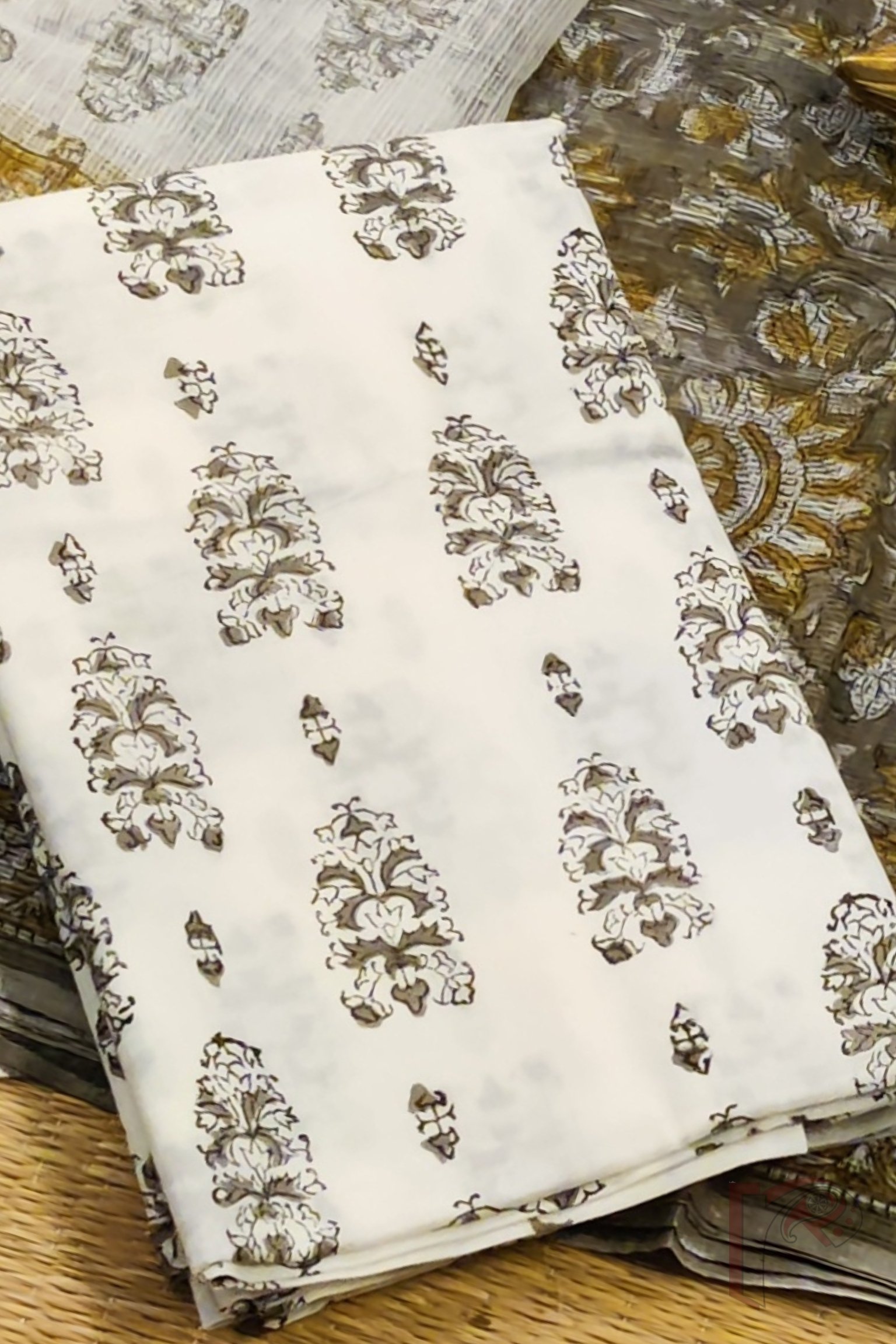 Suit stories – Brownish Grey Ajrakh Motif Kota Cotton Suit Set - Image 3