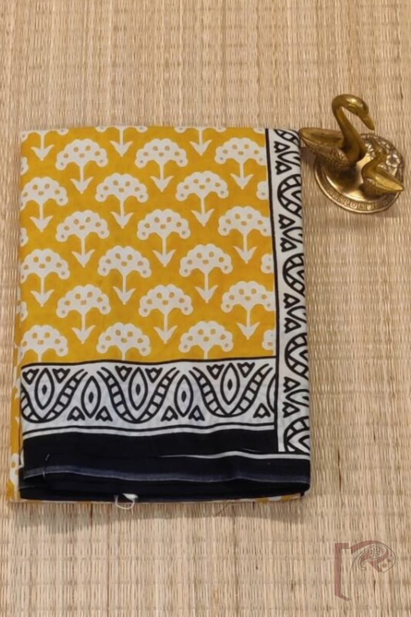 Mulmul Muse – Mango Yellow Mulmul Cotton Saree with Fan Flower Motifs and Wavy Pallu - Image 2