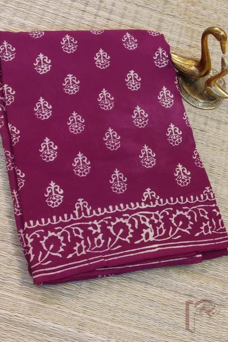 Mulmul Muse – Wine Mulmul Cotton Saree with Cream Traditional Floral Motifs, Bold Border, and Contrasting Pallu - Image 2